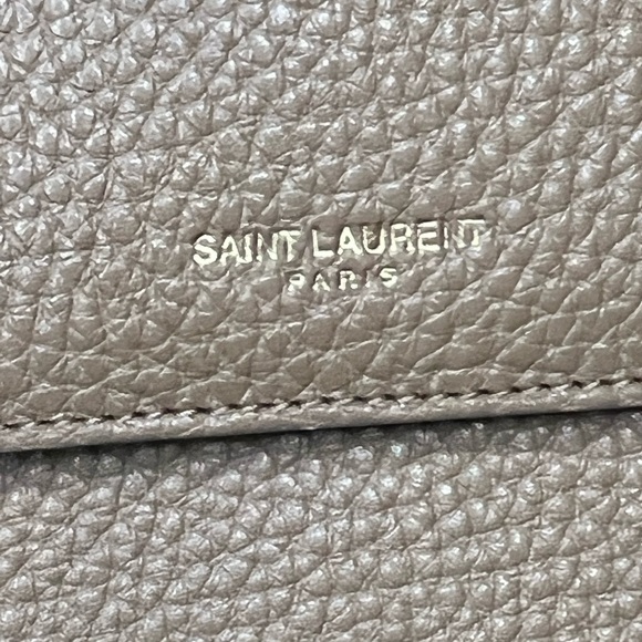 Saint Laurent tan bag like new - Picture 6 of 13